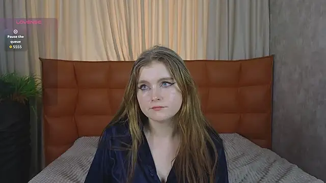 NightSaffron online show from 01-10-26, 08:42