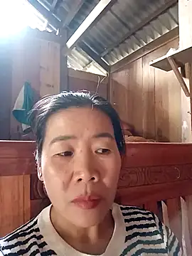 tabby-cat11 online show from 10-22-25, 03:28