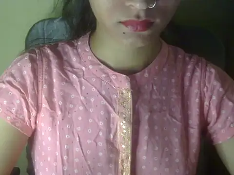 Shezi N online show from 05-13-26, 01:51