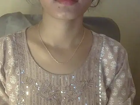 Shezi N online show from 04-12-26, 06:49