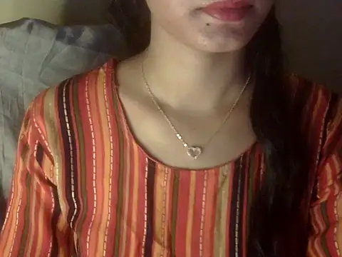 Shezi N online show from 04-13-26, 01:04