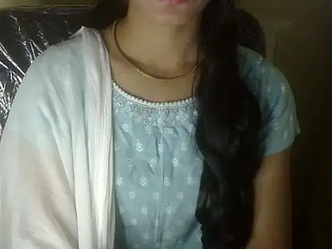 Shezi N online show from 11-30-25, 05:14