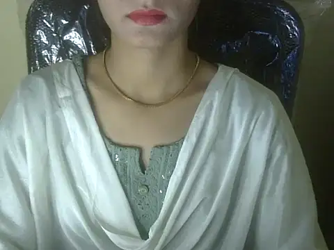 Shezi N online show from 11-13-25, 01:04