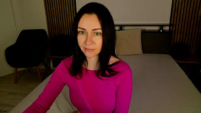 DitaNoir online show from 05-04-26, 06:17