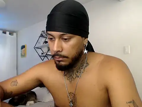 Snapshot of kaels69 chatting on 10-16-25, 03:53 kaels69 online show from 10-16-25, 03:53