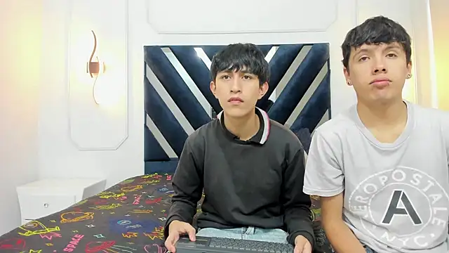 hoot booys  online show from 11-20-25, 07:58