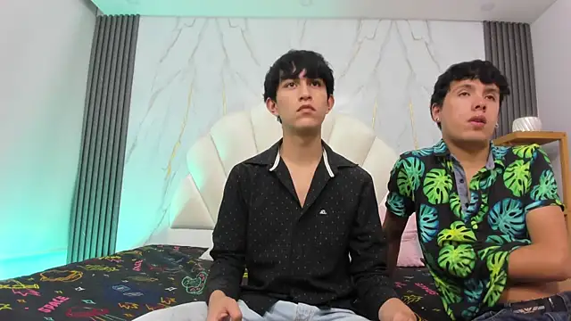 hoot booys  online show from 12-04-25, 07:35