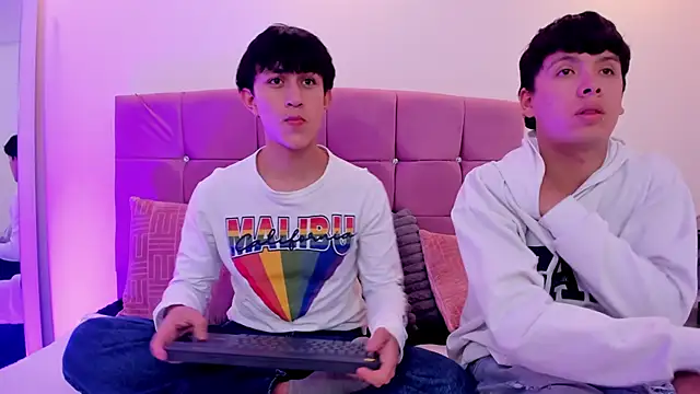 hoot booys  online show from 02-09-26, 08:18