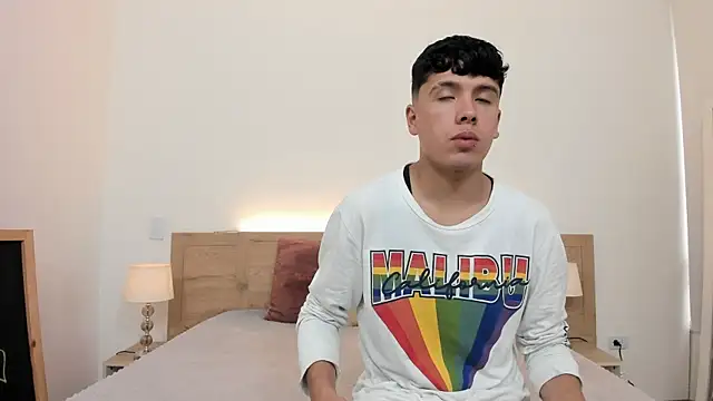 hoot booys  online show from 02-11-26, 08:20