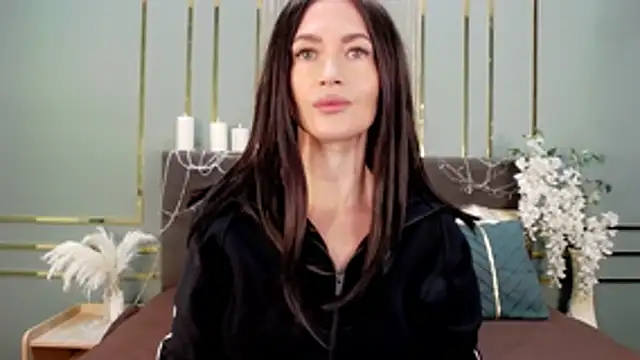 JaneWalch online show from 12-22-25, 10:37