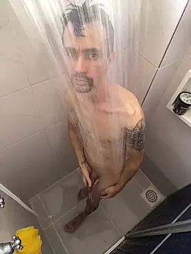 leozin01 online show from 03-23-26, 01:55