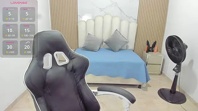 Aziz daud online show from 04-11-26, 07:06