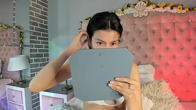 TanyaBello online show from 04-18-26, 04:04