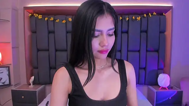 TanyaBello online show from 11-18-25, 02:31