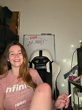 Rhyumii online show from 07-17-26, 01:03