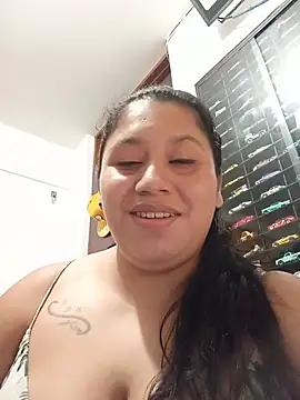 laurita goloza39 online show from 07-15-26, 12:06