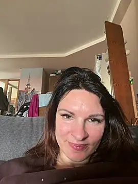 kinkysarahx online show from 04-15-26, 09:15