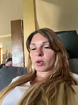 kinkysarahx online show from 05-25-26, 02:05