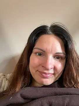 kinkysarahx online show from 04-05-26, 01:40