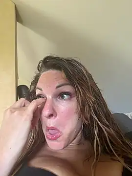 kinkysarahx online show from 06-02-26, 11:54