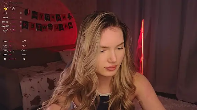 EvelynSin online show from 10-24-25, 11:09