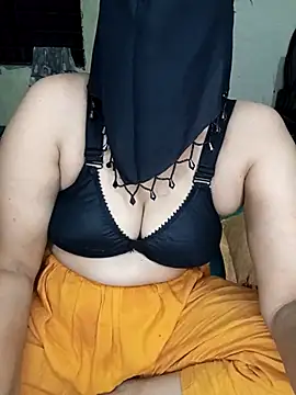 Snapshot of Disha_Nur chatting on 11-01-25, 11:59 Disha Nur online show from 11-01-25, 11:59