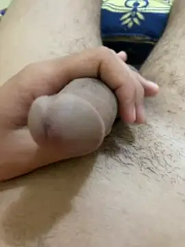 yoryy07 online show from 04-15-26, 01:48