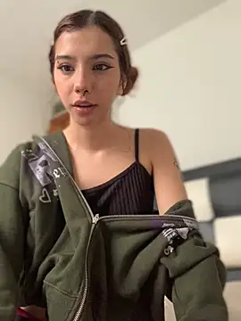 MiaaCute- online show from 02-26-26, 09:15