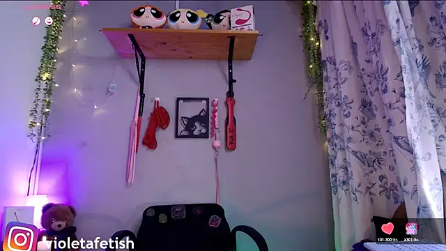Snapshot of Violetafetish-dirty chatting on 09-25-25, 11:44 Violetafetish-dirty online show from 09-25-25, 11:44