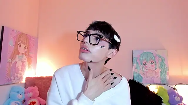 Strawberry Kitty  online show from 02-09-26, 01:42