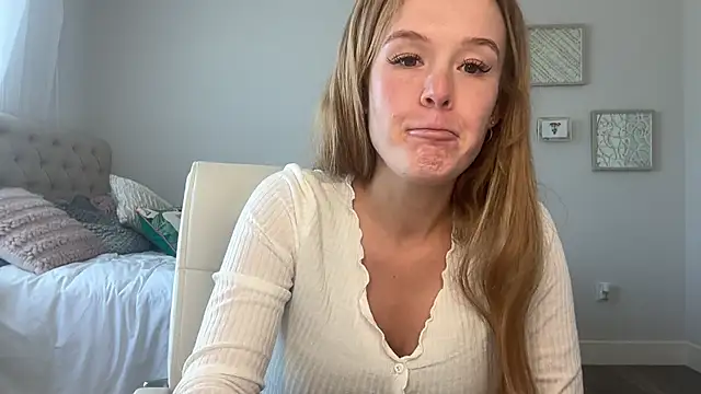 Amberjayxox0 online show from 10-29-25, 06:29