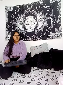 emily n abby online show from 10-25-25, 12:17