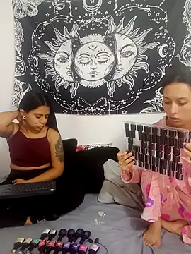 Snapshot of emily_n_abby chatting on 03-17-26, 01:14 emily n abby online show from 03-17-26, 01:14