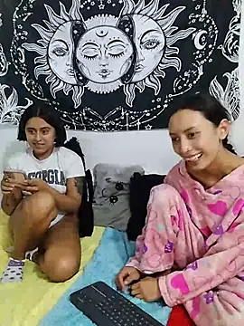 emily n abby online show from 06-19-26, 05:24