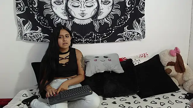 emily n abby online show from 11-03-25, 12:31