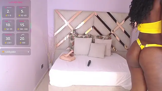 Maiacharris  online show from 01-12-26, 12:45