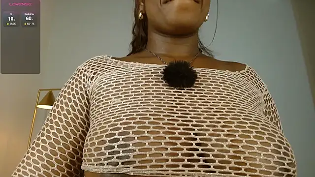 Maiacharris  online show from 10-18-25, 06:54