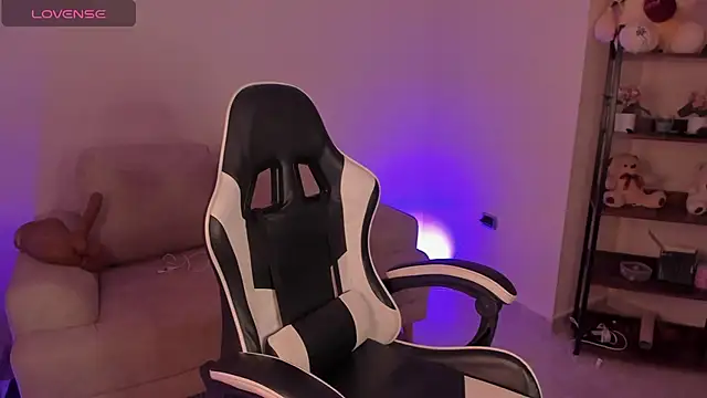 Nina Blaze online show from 02-22-26, 02:58