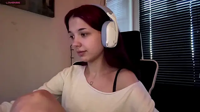 HanaMantanaDell online show from 04-18-26, 03:14