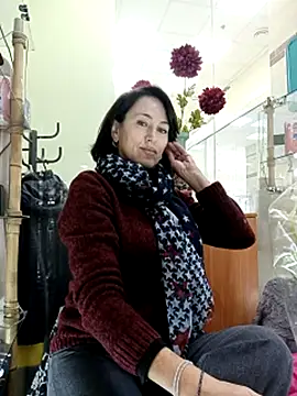 Luna 7777 online show from 11-18-25, 11:35