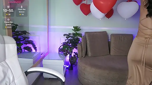 EmilyTurneer online show from 02-21-26, 07:05