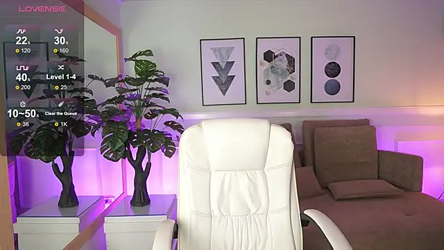 EmilyTurneer online show from 02-27-26, 07:14