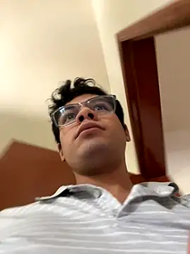 Twistermc11 online show from 11-08-25, 07:39