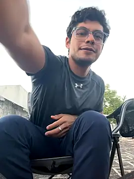 Twistermc11 online show from 11-04-25, 11:52