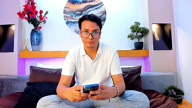 JohnBelRose online show from 11-07-25, 08:02