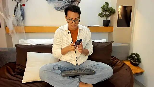 JohnBelRose online show from 11-03-25, 07:17