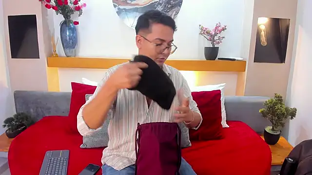 JohnBelRose online show from 01-09-26, 07:32