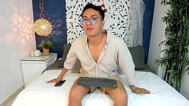 JohnBelRose online show from 01-11-26, 12:39