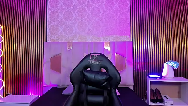 Adisson Tay online show from 11-13-25, 11:58