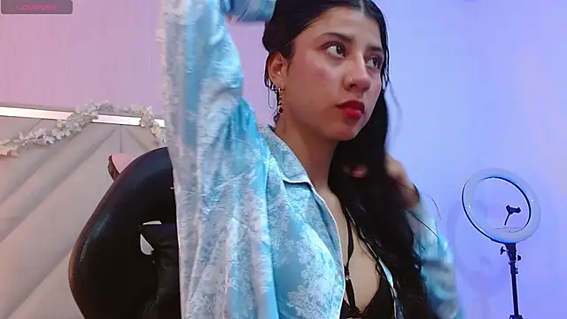 Adisson Tay online show from 11-20-25, 04:13